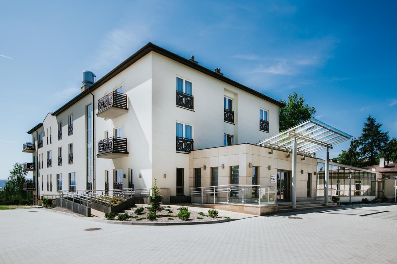 Hotel Radocza Park Business Exterior foto